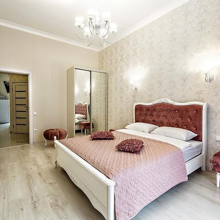 American Apartment Lviv Eksteriør billede