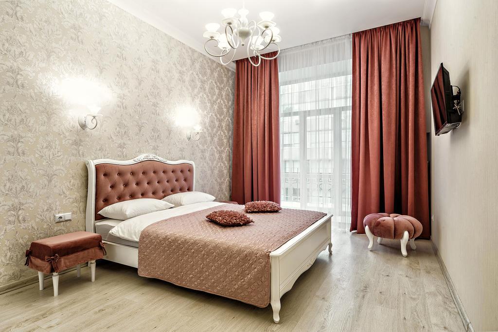 American Apartment Lviv Eksteriør billede